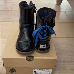 Girls uggs boots